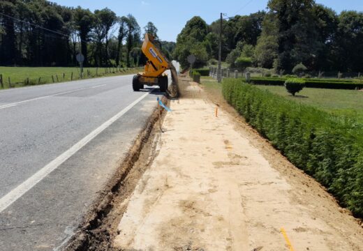 A Xunta avanza nas obras de mellora da seguridade viaria na estrada AC-2331, no treito coincidente co Camiño Norte, no concello de Sobrado